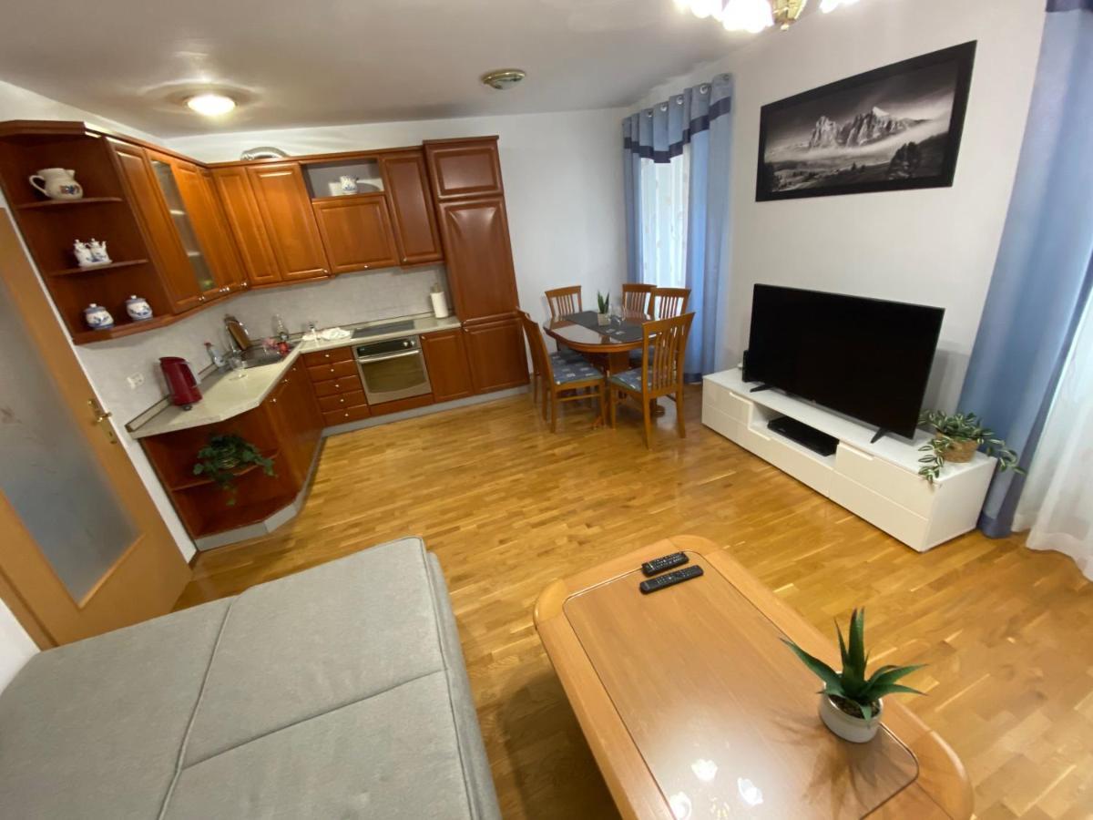 Shadi Apartment コペル エクステリア 写真
