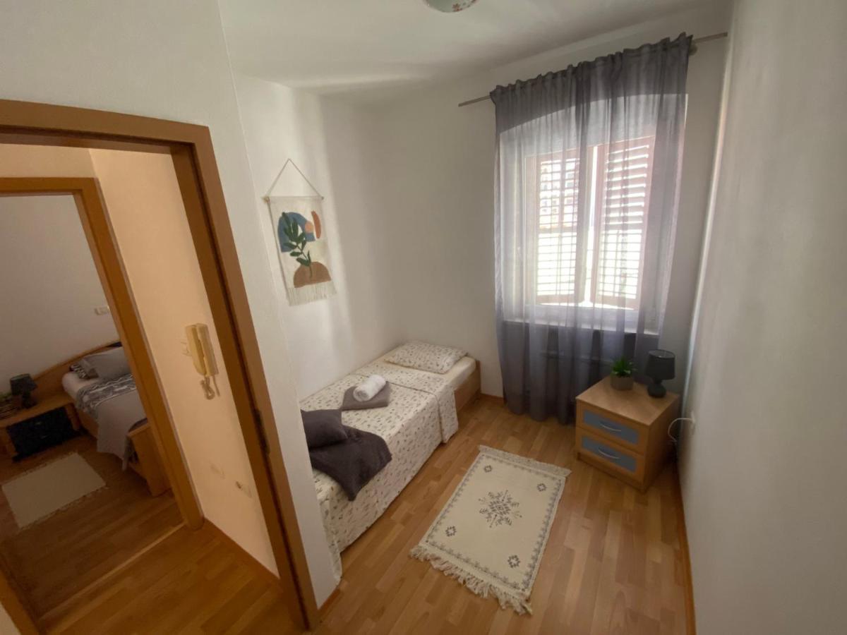 Shadi Apartment コペル エクステリア 写真